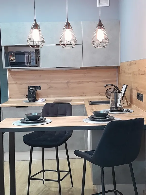 Апартаменты "Медовый лофт" недалеко от аэропорта