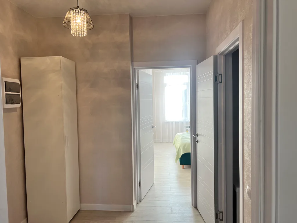 Евродвухкомнатная с видом на горы и бассейн