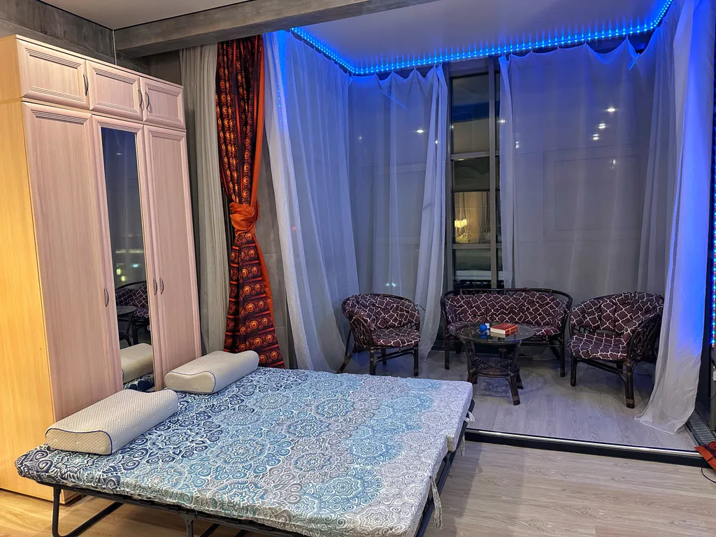 Дизайнерская двухуровневая квартира на Невском