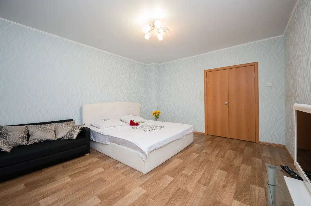 Апартаменты в центре Северо-западного района города около гостиницы Виктория