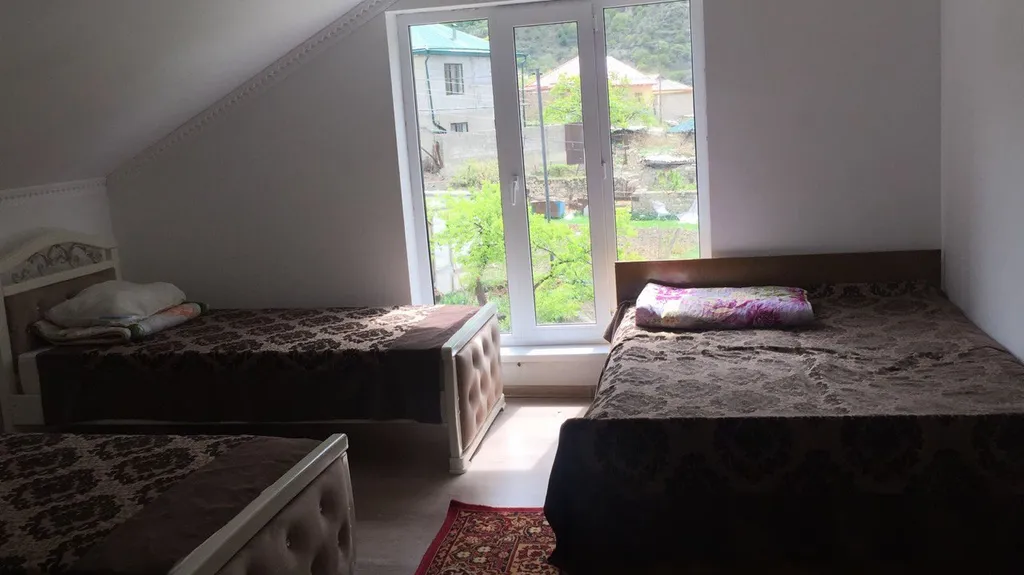 Большой уютный дом с видом на горы