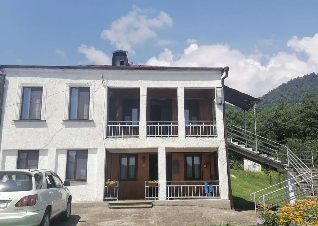 Коттедж Абхазский двор — аренда посуточно в Гагра