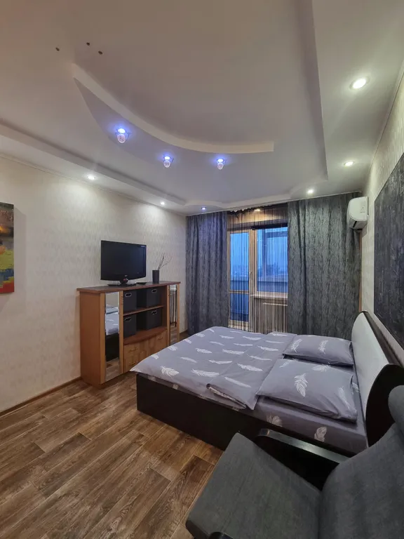 Отличная квартира на 40 Лет Победы 7Б — аренда посуточно в Ноябрьск