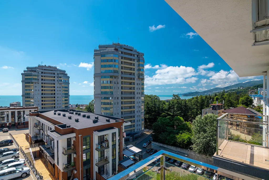 Студия МореСолнцеАпарт в ЖК Касабланка с балконом и видом на море