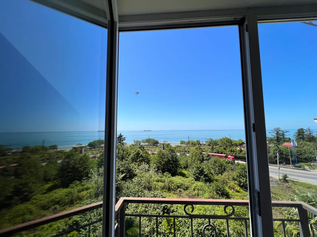 Квартира 2-комнатный люкс с кухней и видом на море — Батуми