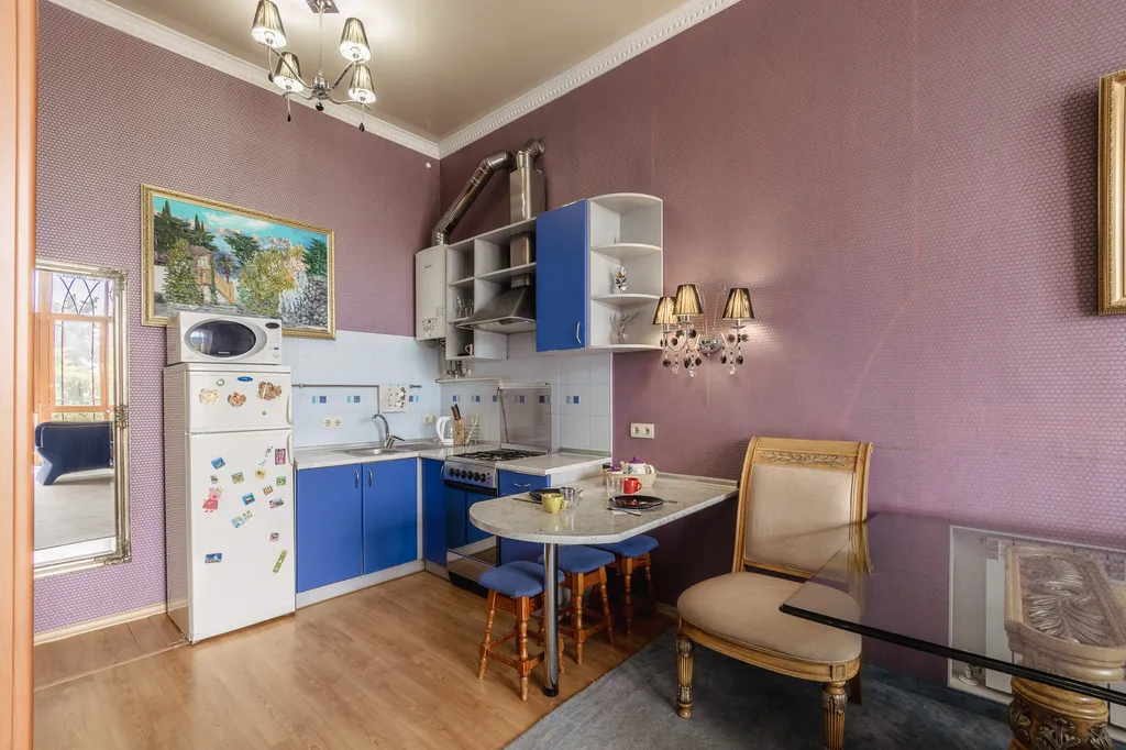 Апартамент с видом на море на набережной Ялты