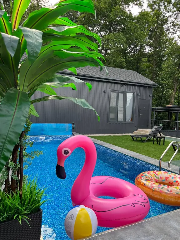 Коттедж с видом на лес и горы