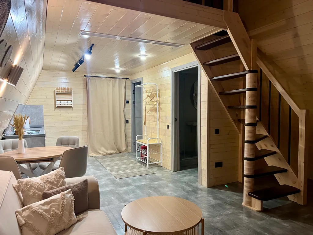 Коттедж Уютный дом Поле с баней на дровах и сибирским чаном — Лопатино