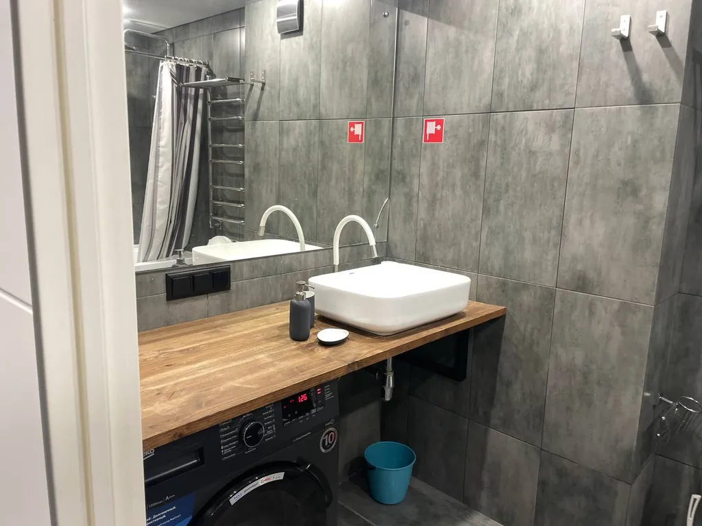 Просторная евродвушка с дизайнерским ремонтом