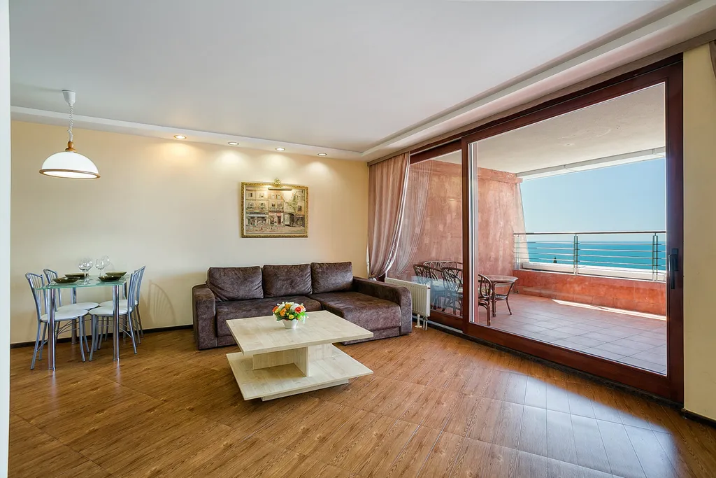 Квартира Апартамент с видом на море — аренда посуточно в Гурзуф