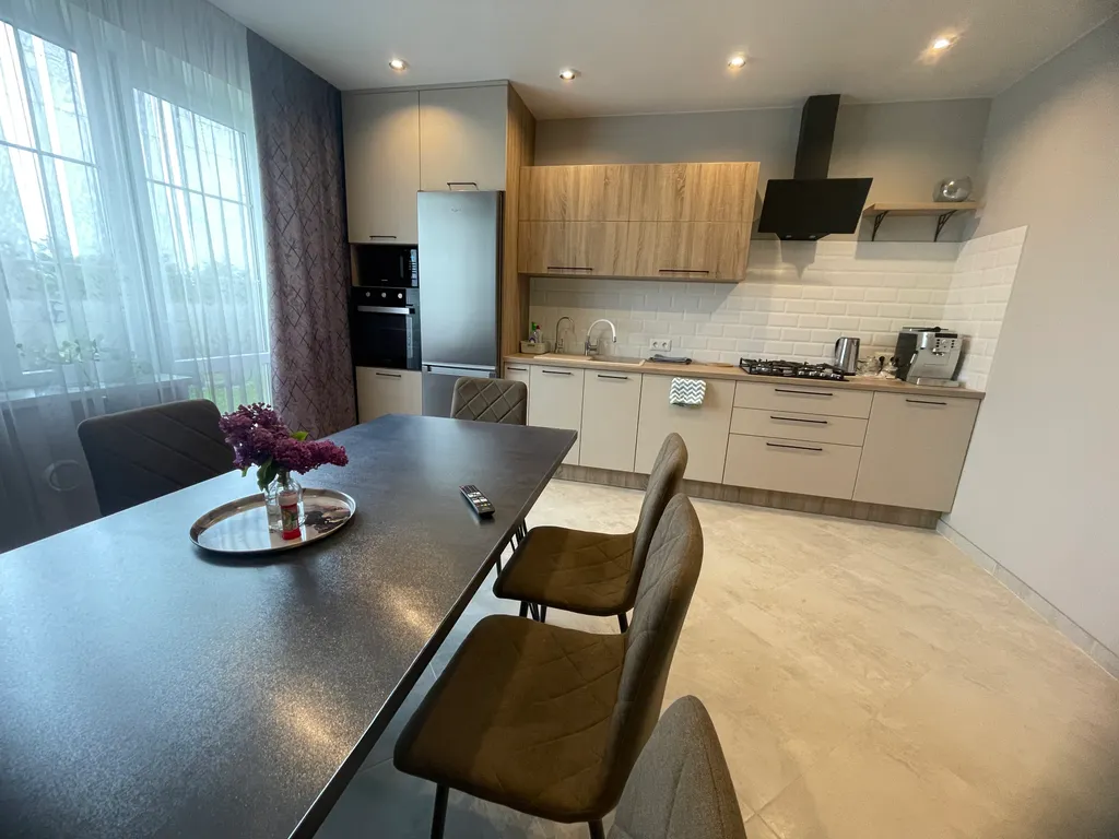 Загородный дом с баней и бассейном