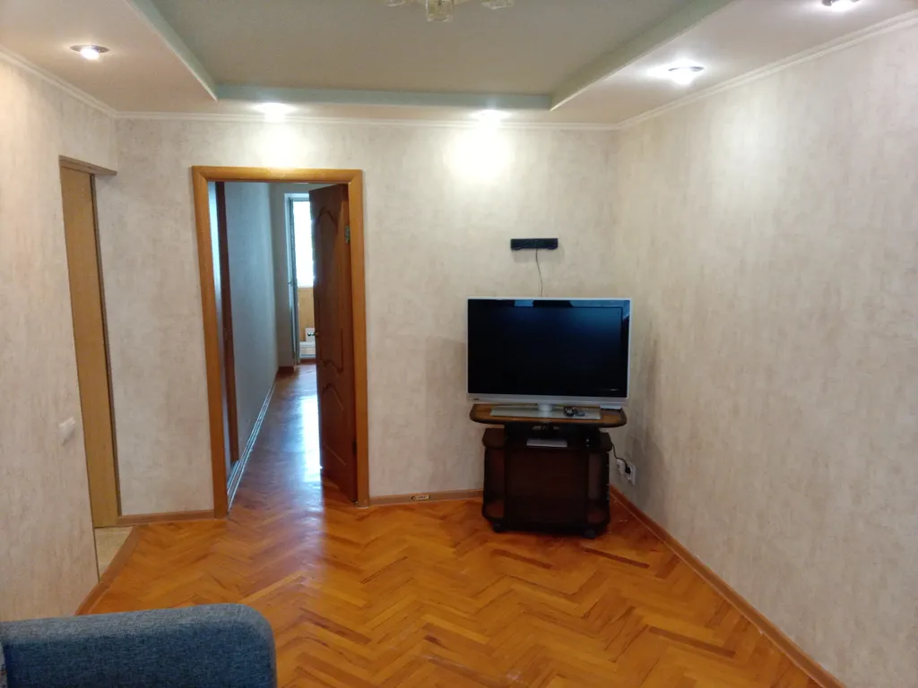 Квартира в 100 м от источника