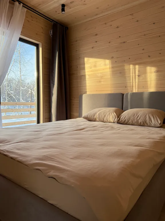 Панорамный дом с видом на реку