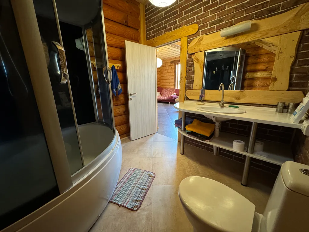 Дом-изба Лежбище