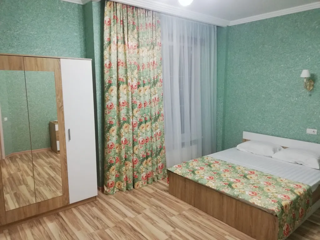 Квартира Квартира Аппартаменты в тихом центре — Геленджик