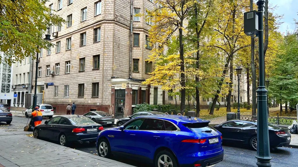 Квартира 2-комнатная квартира на Патриарших Прудах в тихом месте — Москва