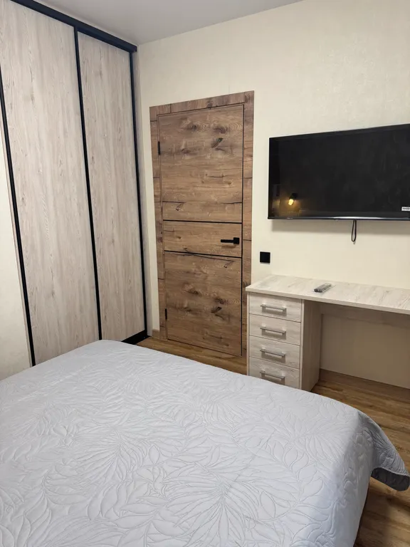 1-комнатная квартира с новым дизайнерским ремонтом