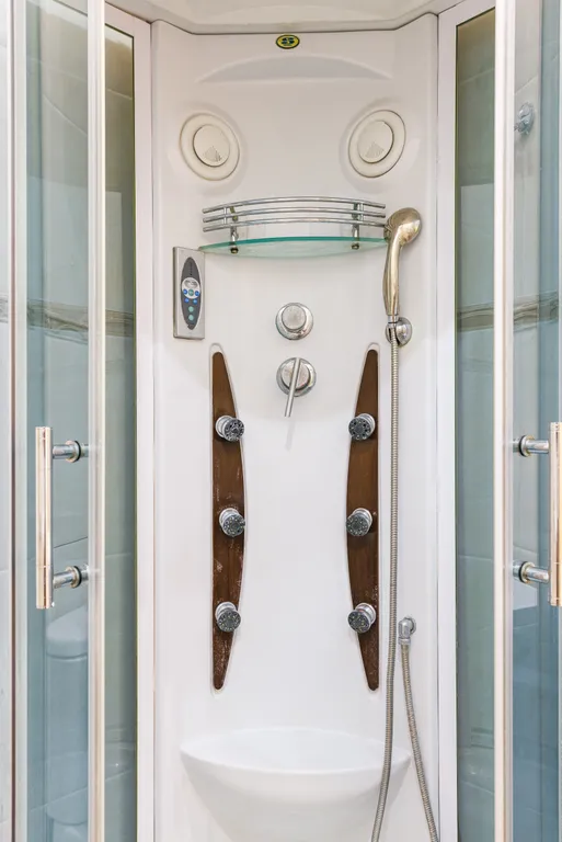 Уникальная квартира с отдельным входом в центре