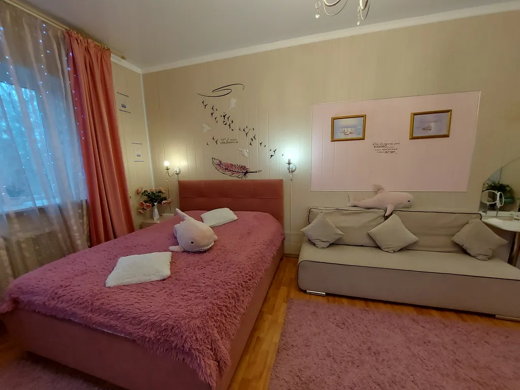 Коттедж Марианна с бильярдом, теннисом, сауной и бассейном