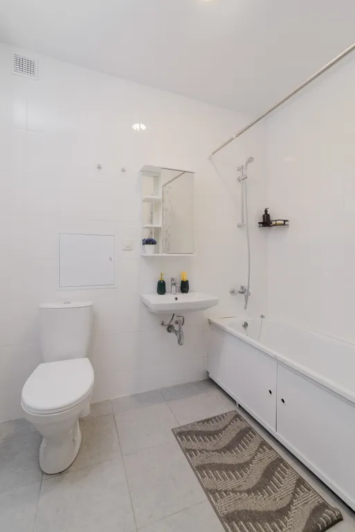 Просторная квартира с балконом