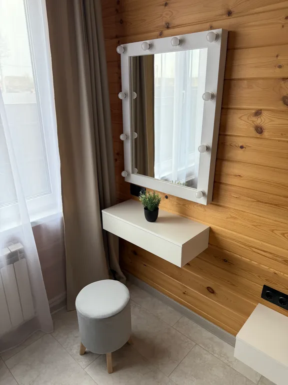 Одноэтажный двухкомнатный дом БарнХаус в черте города