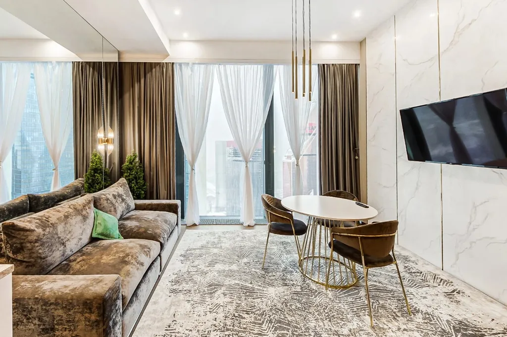 Апартаменты-студия на 62м этаже в Башне "Нева с видом на башни "Сити".