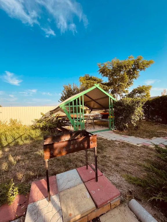 Домик с бассейном