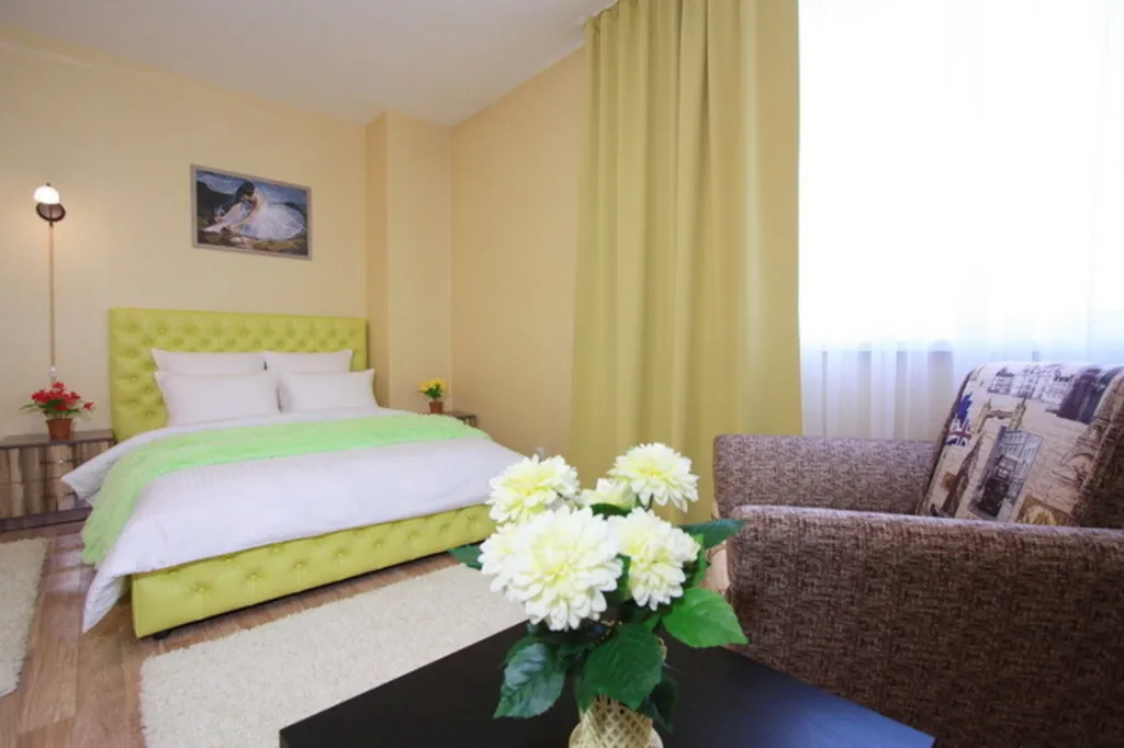 Квартира Квартира Уютныe Апартамeнты в новoм доме напротив TРЦ Плaнетa — Красноярск