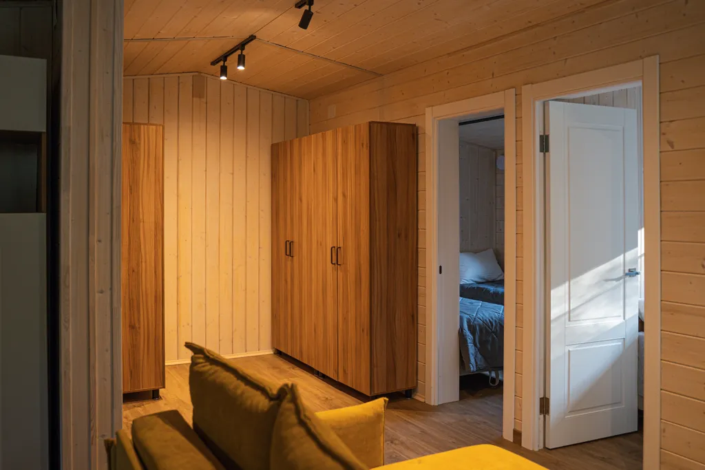 Уютные дома для компании и большой семьи на берегу Волги