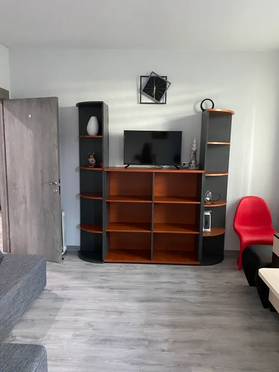 Квартира коммунальная двухкомнатная