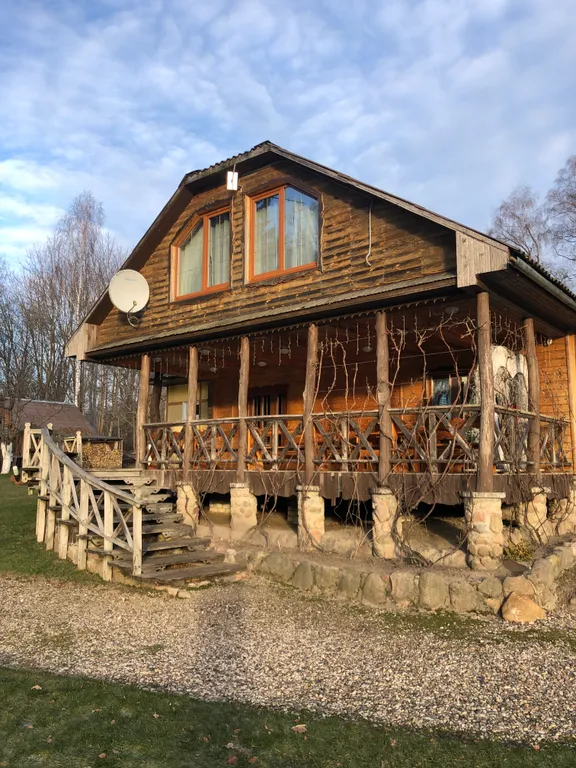 Домик с озерным номером