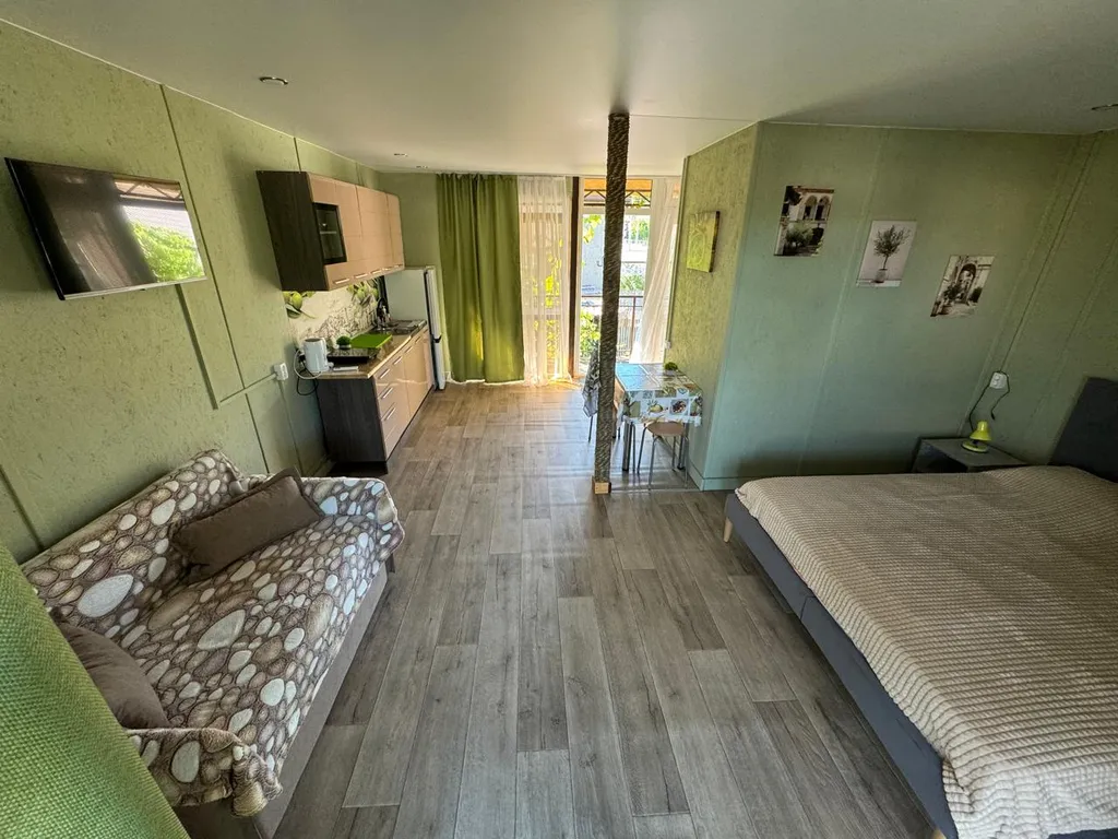 Шикарная студия у моря с 2 балконами