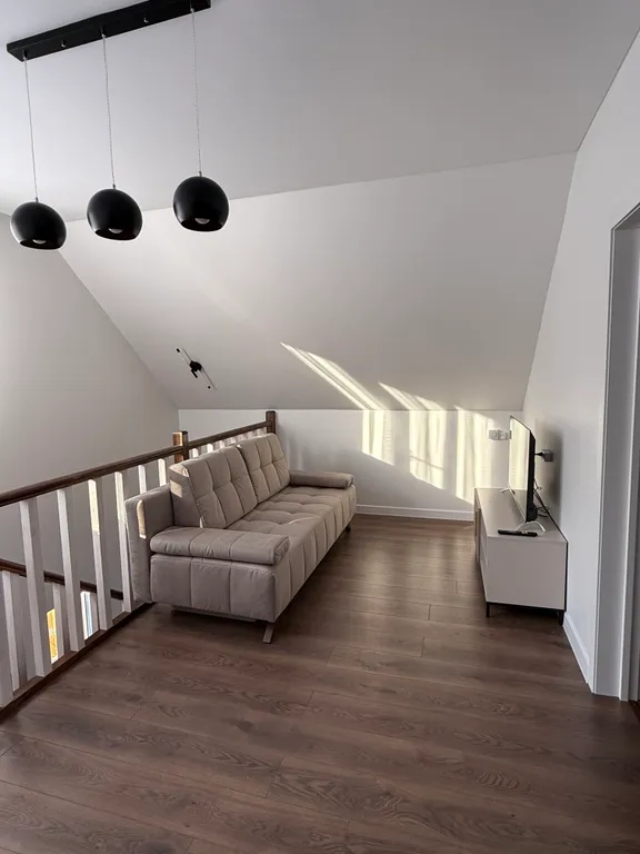 5-комнатный Дом