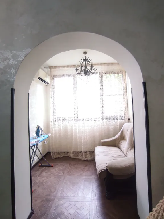 Уютная 3  квартира под ключ в центре Сухума