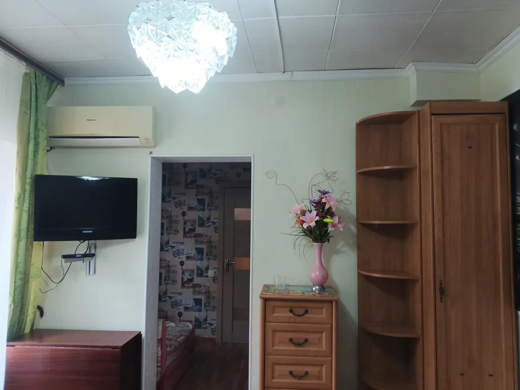 Коттедж Уютный домик через дорогу от моря — Сочи