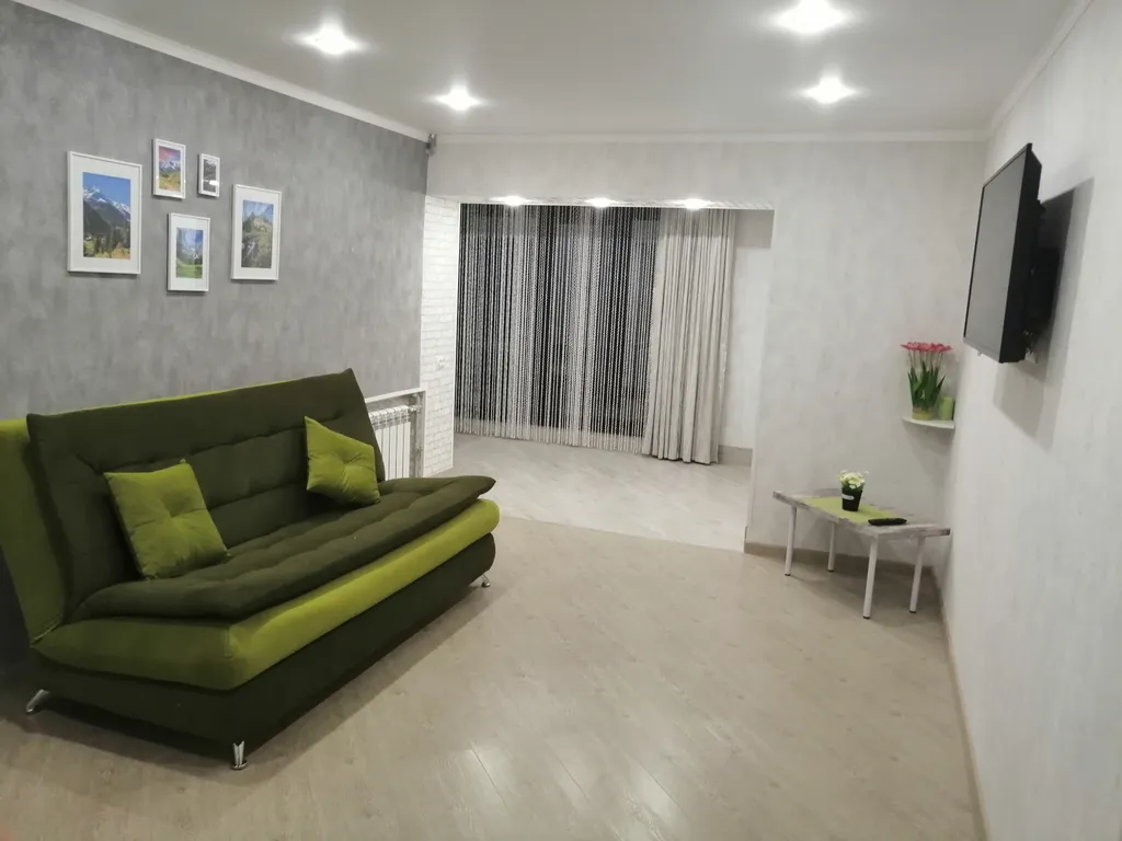 Уютная квартира, новинка — аренда посуточно в Владикавказ