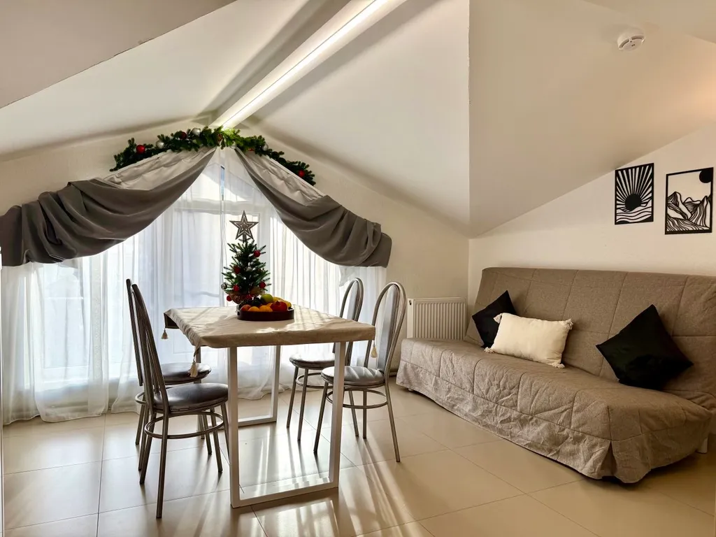 №1 "Стандарт" на мансардном этаже