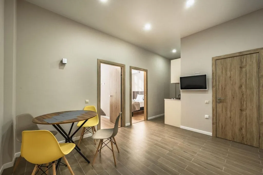 Комфортный апартамент в современном отеле