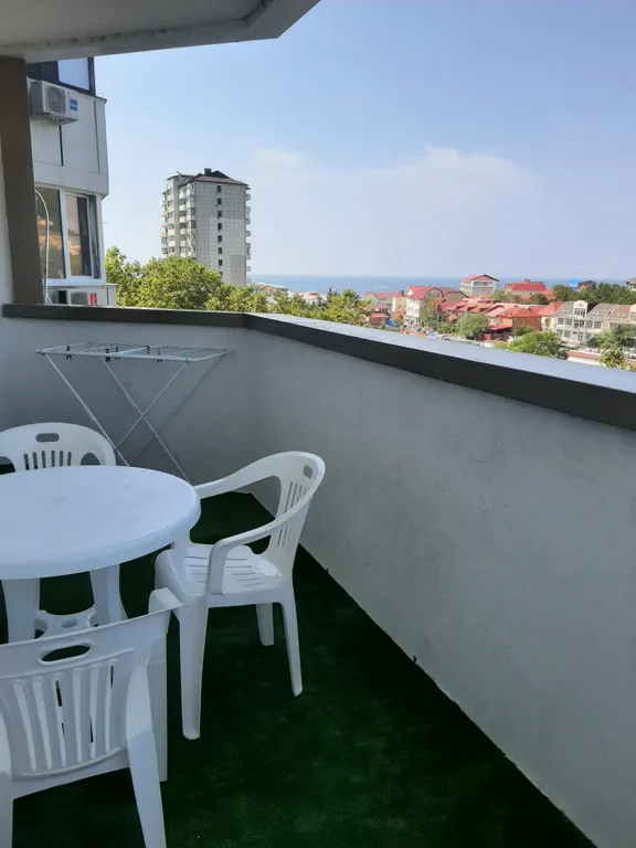 Уютная двухкомнатная квартира с видом на море — аренда посуточно в Ольгинка