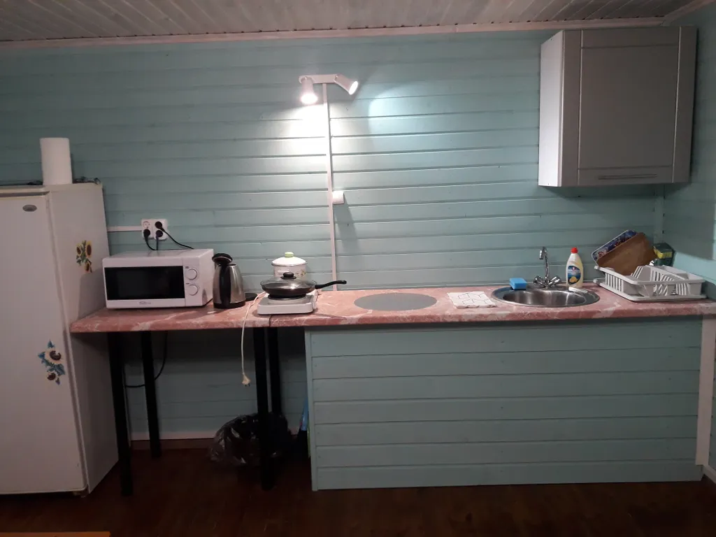 Уютный дом у озера