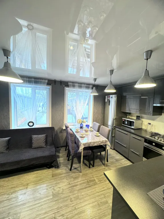 4-комнатный Дом