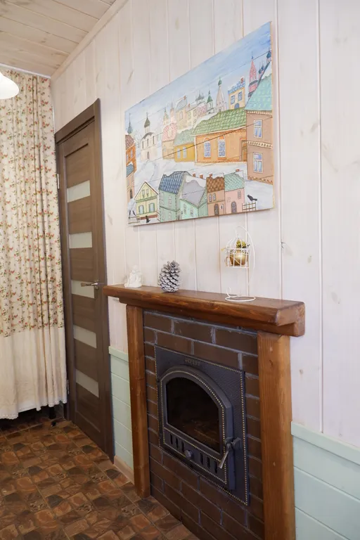 Маленький домик с ангелом