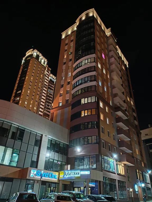 Великолепная двухкомнатная квартира в центре