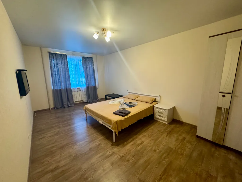 Трёхкомнатная квартира центр, отличный вид