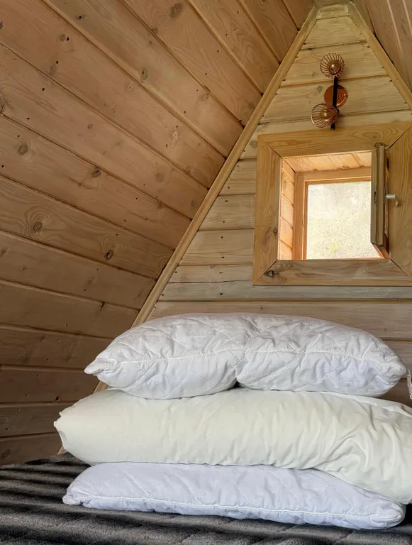 Дом с видом на озеро рядом с Ладожскими шхерами