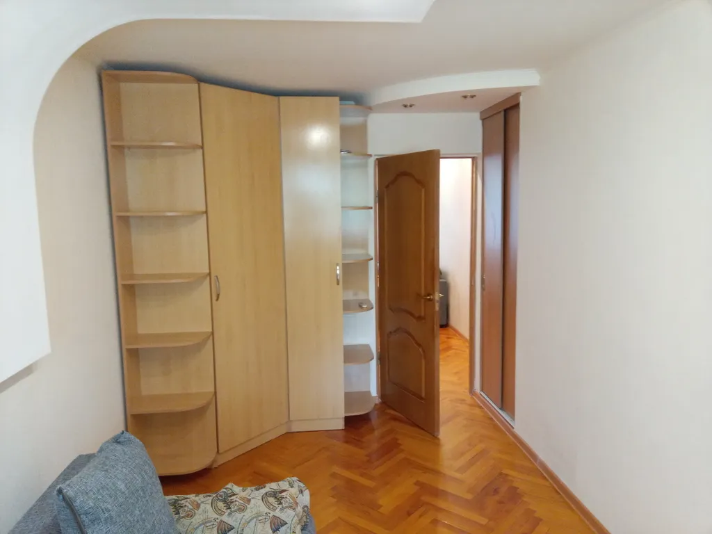 Квартира в 100 м от источника