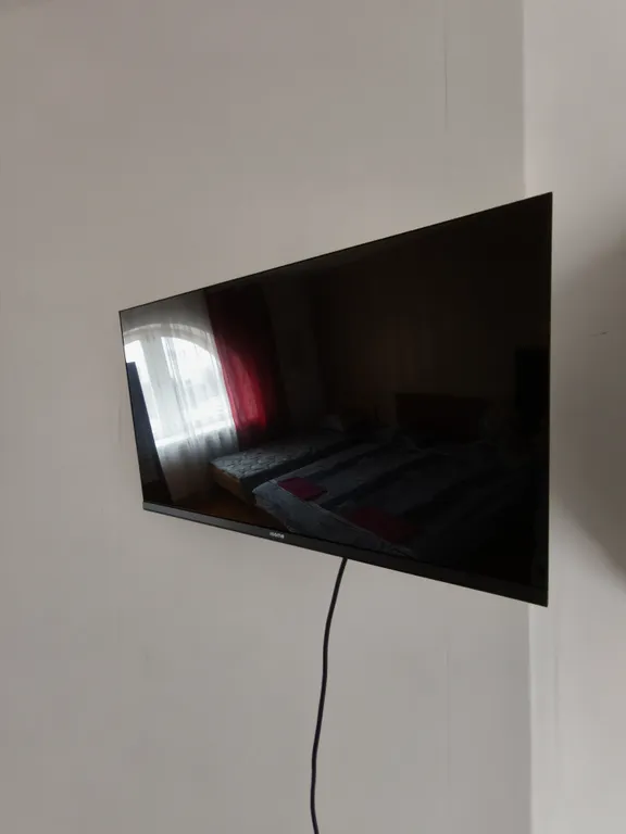 Трёхместный номер в центре, метро Немига, Дворец спорта.