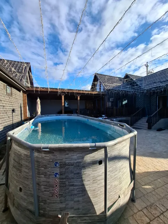 Семейный дом на берегу моря