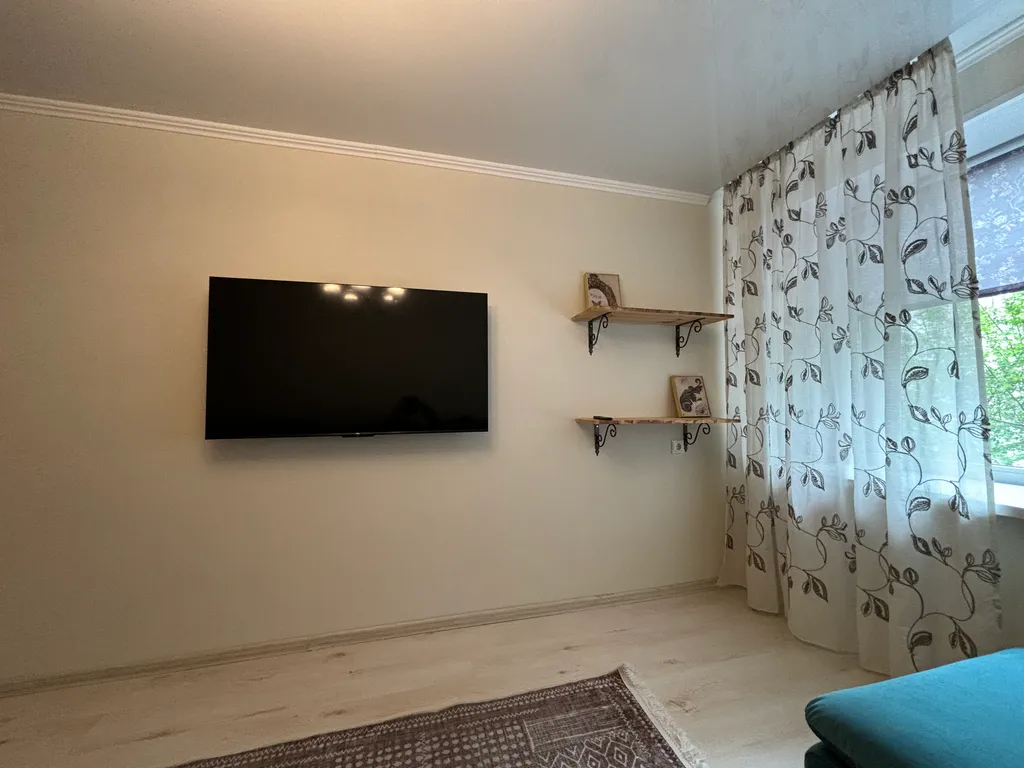 2-комнатная в доме Актера