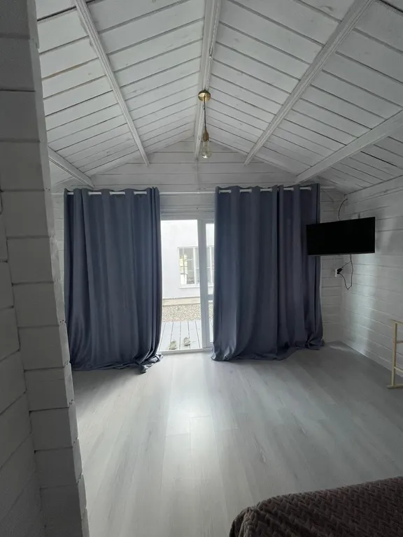 Коттедж 1-комнатный Дом — Сухум